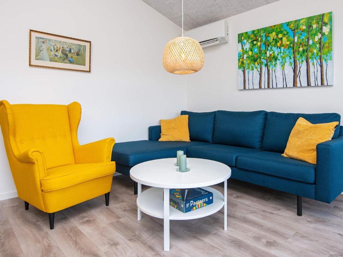 8 Person Holiday Home In Ansager 外观 照片